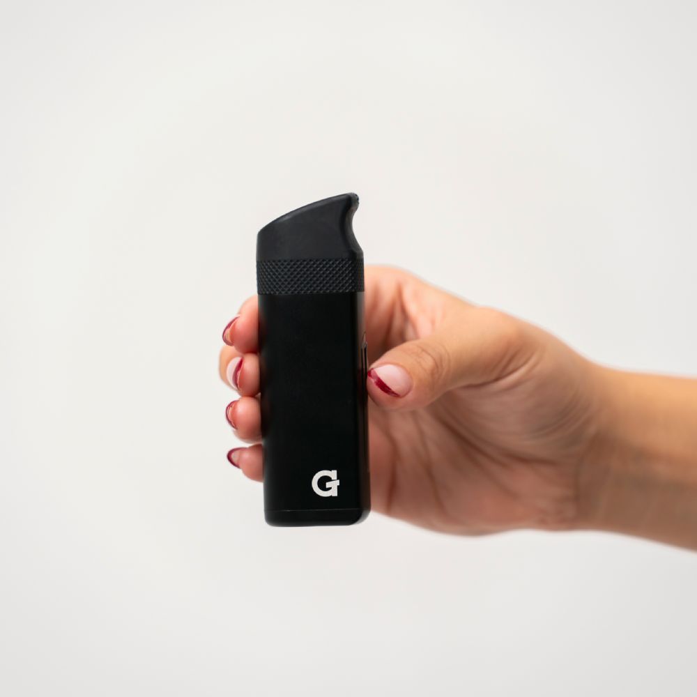 G Pen Micro 2 Vaporizer size in hand