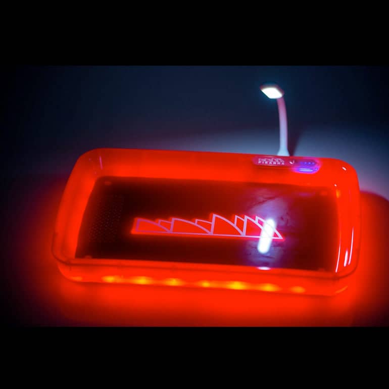 Piranha LED Rolling Tray Red Dark